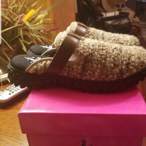 Corkys Fleece Multi Brown slip ons